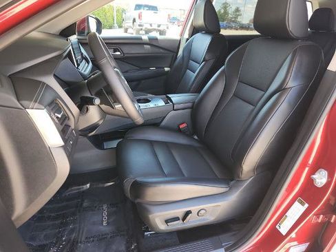 Certified 2024 Nissan Rogue SV w/ SV Premium Package FWD image 12