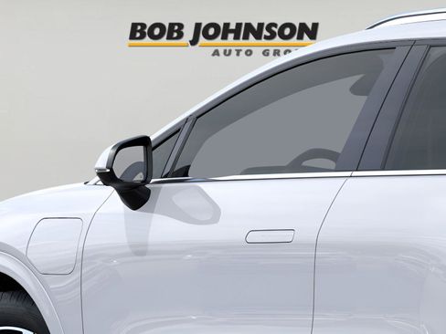 New 2025 Chevrolet Equinox EV LT image 12