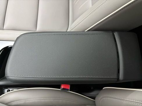 New 2026 Buick Envista Avenir image 29