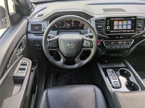 Used 2024 Honda Ridgeline Black Edition image 17