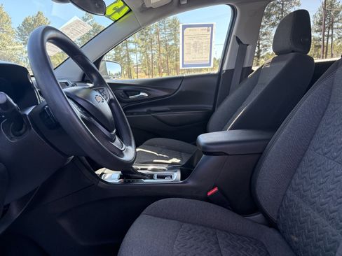 Used 2023 Chevrolet Equinox LT FWD image 16