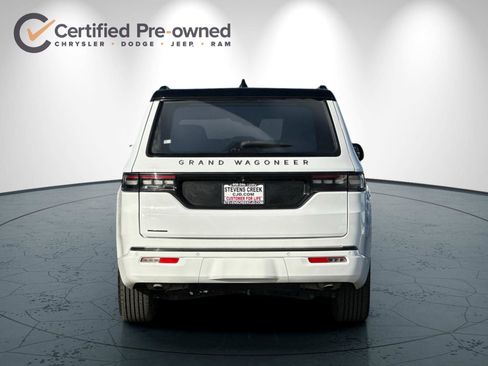 Certified 2022 Jeep Grand Wagoneer Series II image 5