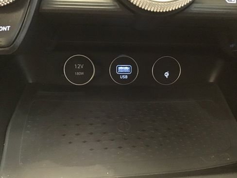 Used 2023 Genesis G70 2.0T w/ Sport Prestige Package image 36