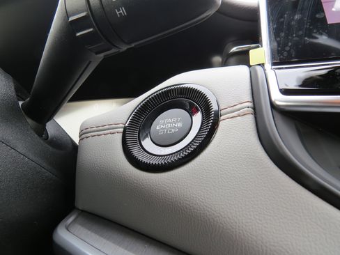 New 2026 Jeep Compass Limited image 30