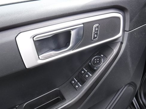Used 2022 Ford Explorer 4WD Police Interceptor image 11