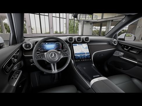 Certified 2026 Mercedes-Benz GLC 300 4MATIC image 38