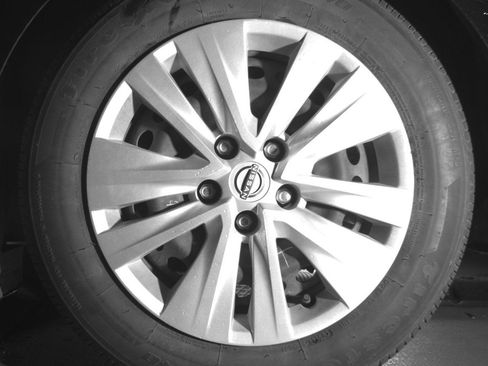 Used 2024 Nissan Sentra S FWD image 14