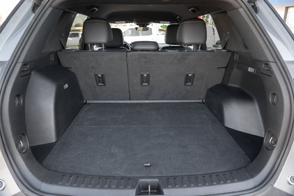 Used 2025 Chevrolet Equinox LT w/ Convenience Package II FWD image 39