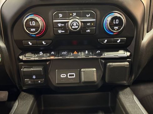 Used 2021 Chevrolet Silverado 1500 RST AWD/4WD image 21