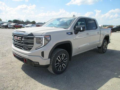 New 2026 GMC Sierra 1500 AT4 w/ AT4 Premium Package image 10