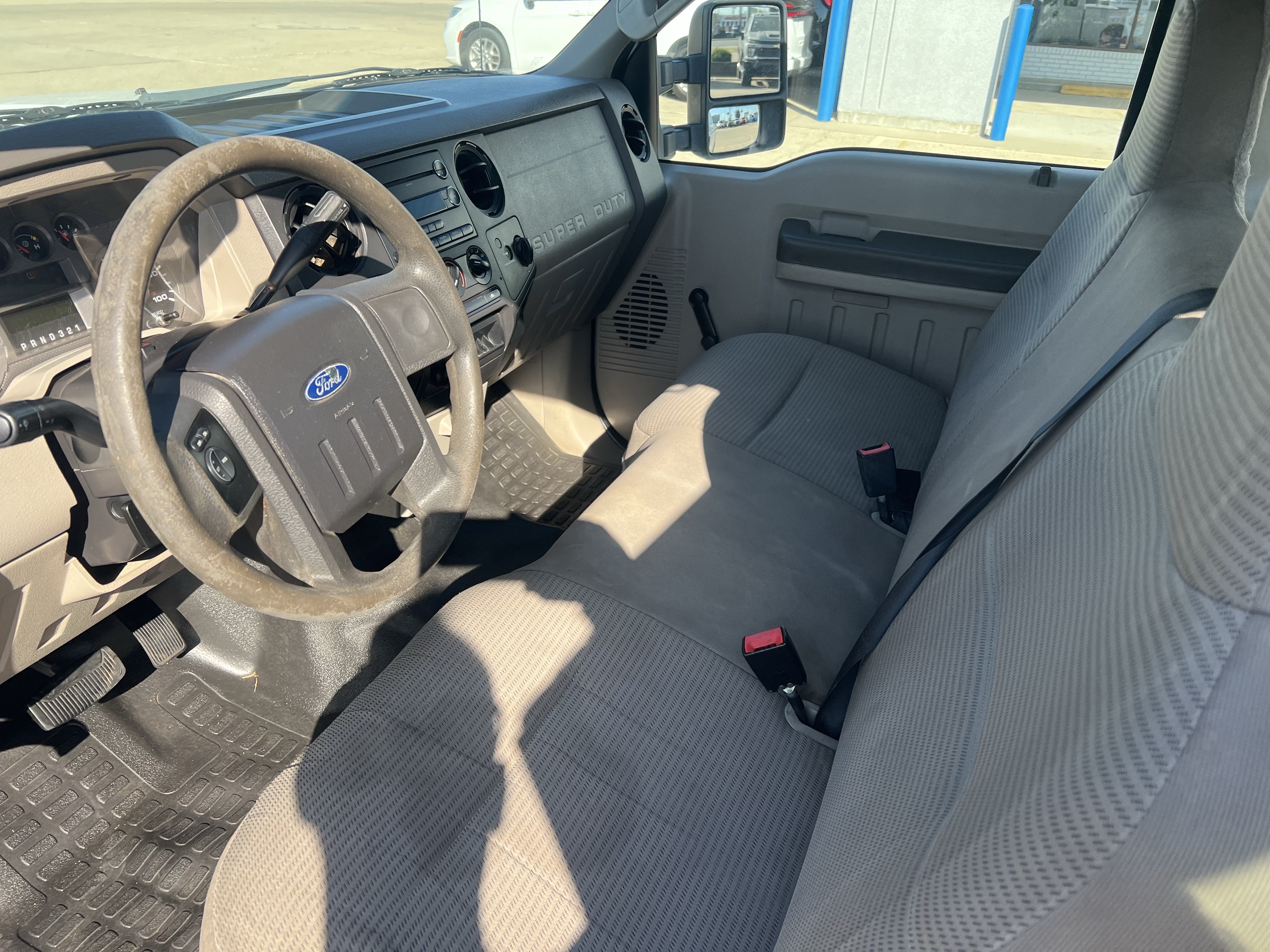 Used 2010 Ford F250 XL AWD/4WD image 17