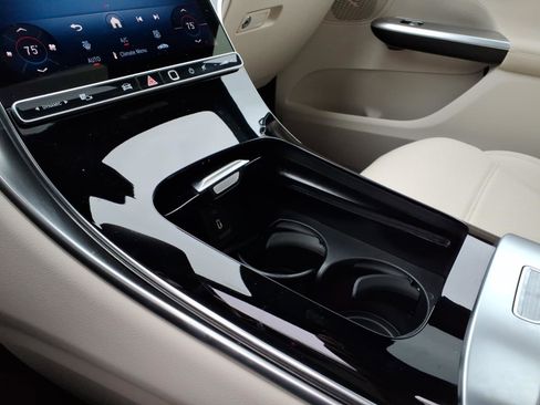 New 2026 Mercedes-Benz GLC 300 4MATIC image 17