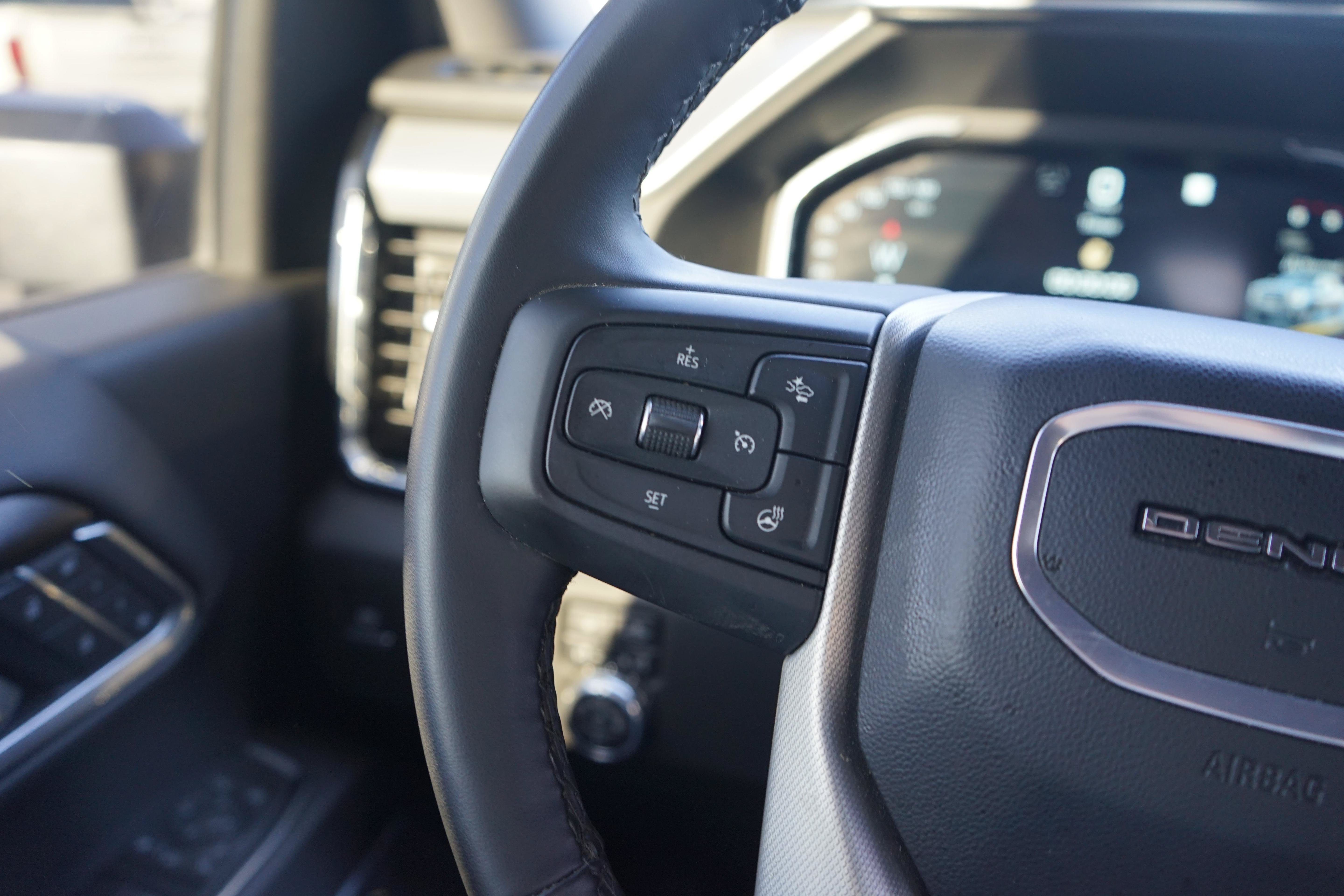 Used 2025 GMC Sierra 2500 Denali AWD/4WD image 13
