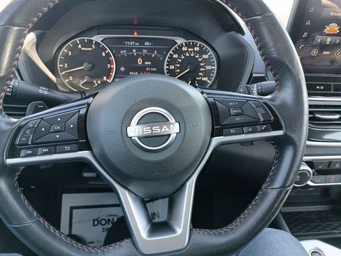 Used 2023 Nissan Altima 2.5 SR w/ SR Premium Package image 21