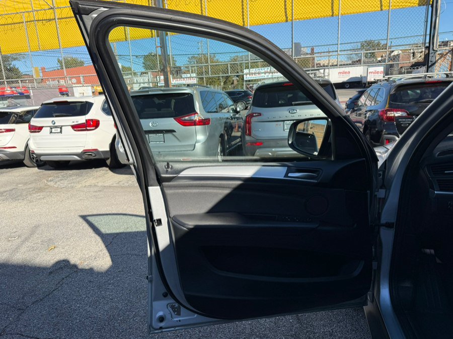 Used 2013 BMW X5 xDrive35i AWD/4WD image 17