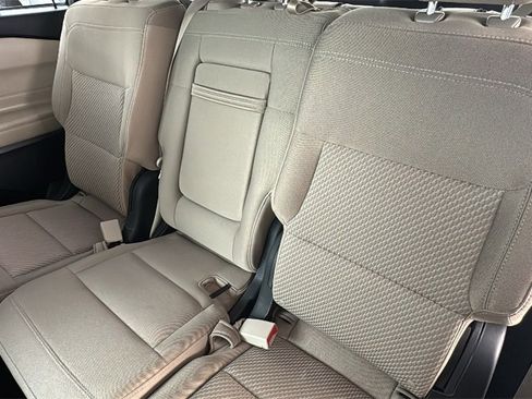 Certified 2023 Ford Explorer XLT image 23