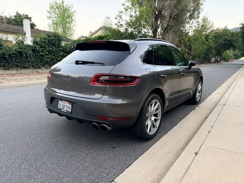 Used 2015 Porsche Macan S image 7