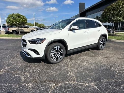 New 2026 Mercedes-Benz GLA 250 4MATIC image 5