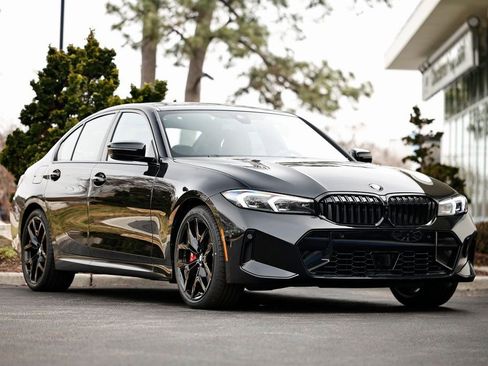 New 2026 BMW 330i 330i w/ M Sport Package image 1