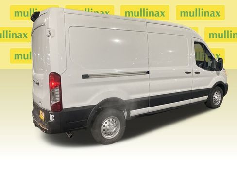 New 2026 Ford Transit 250 148 Medium Roof Extended AWD w/ Load Area Protection Package image 3