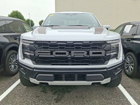 Used 2025 Ford F150 Raptor AWD/4WD image 2