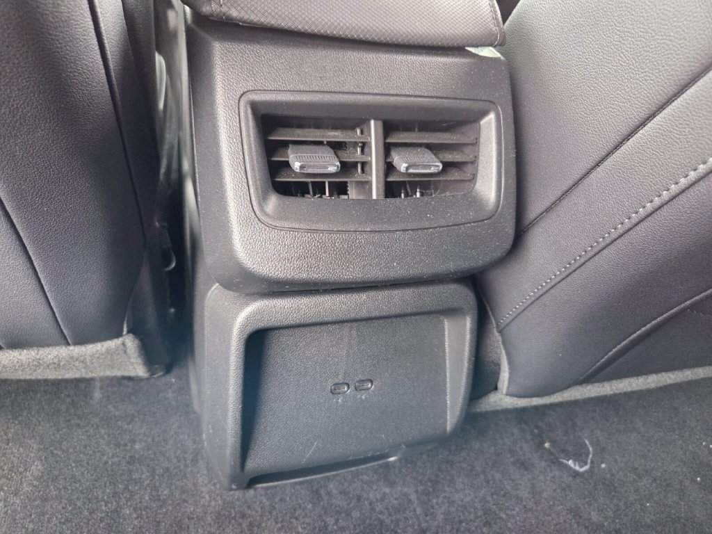 Certified 2025 Chevrolet Equinox EV RS FWD image 20