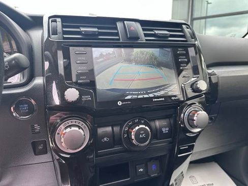 Used 2023 Toyota 4Runner TRD Off-Road Premium w/ Moonroof Package AWD/4WD image 29