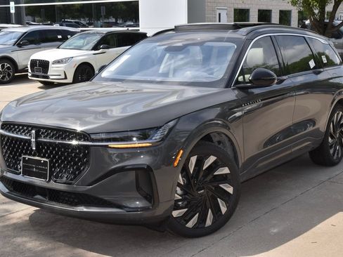 New 2026 Lincoln Nautilus Black Label w/ Jet Appearance Package AWD/4WD image 12