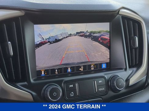 Used 2024 GMC Terrain Denali w/ Black Diamond Edition AWD/4WD image 14
