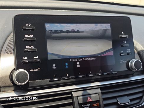 Used 2020 Honda Accord LX image 22