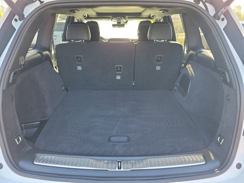 Used 2023 Jeep Grand Cherokee Overland w/ Adv Protech Group III image 15