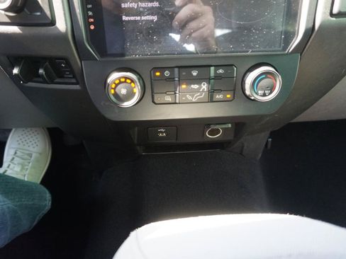 Used 2021 Ford F250 XL w/ STX Appearance Package AWD/4WD image 19