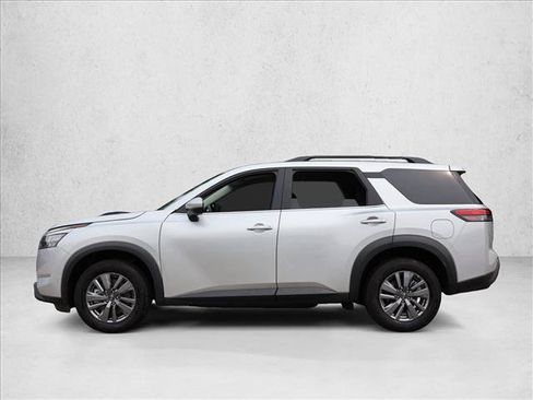 Used 2025 Nissan Pathfinder SV AWD/4WD image 8