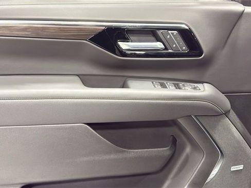New 2026 Chevrolet Tahoe Premier image 11
