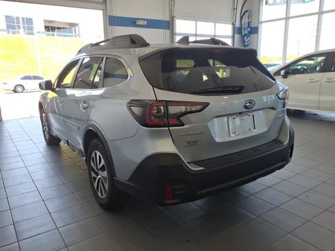 Certified 2022 Subaru Outback Premium AWD/4WD image 7