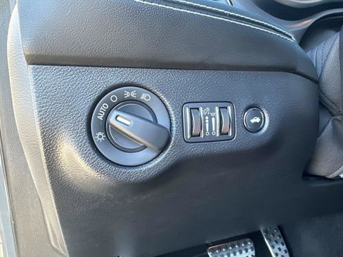 Used 2023 Dodge Challenger SRT Hellcat image 23