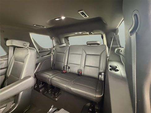 Used 2021 Chevrolet Tahoe Premier w/ Premium Package image 23