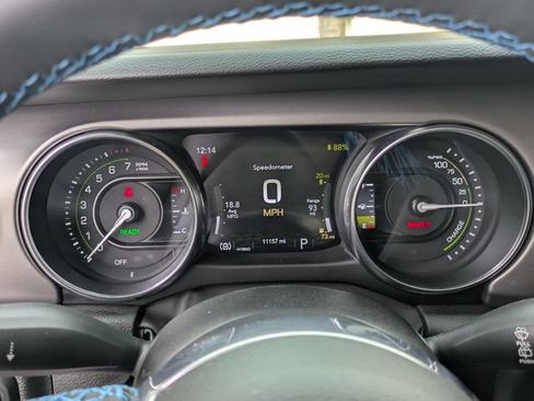 Used 2023 Jeep Wrangler Unlimited Rubicon 4xe AWD/4WD image 29