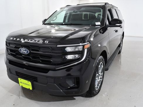 New 2026 Ford Expedition Max Active image 2