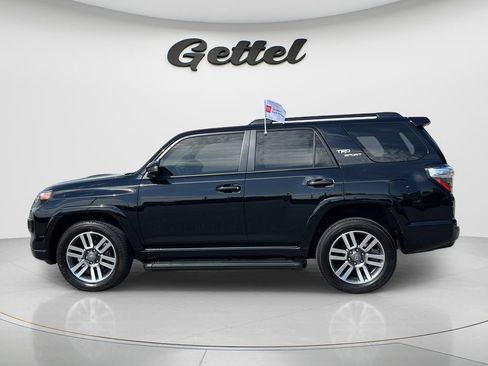 Used 2022 Toyota 4Runner TRD Sport AWD/4WD image 8