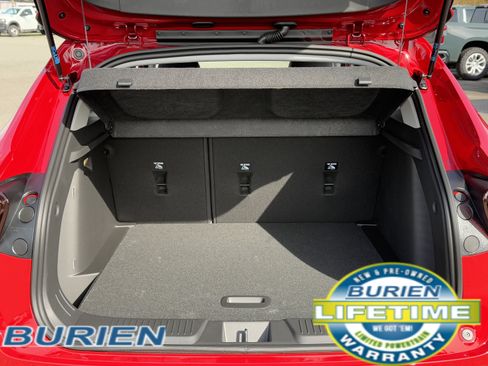 New 2026 Chevrolet Trax LT w/ Driver Confidence Package image 37