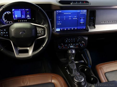 Used 2022 Ford Bronco Outer Banks image 16