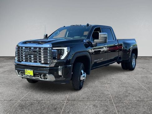 Certified 2024 GMC Sierra 3500 Denali w/ Denali Reserve Package AWD/4WD image 4