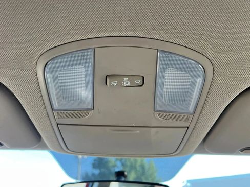 Used 2018 Hyundai Elantra SEL FWD image 27