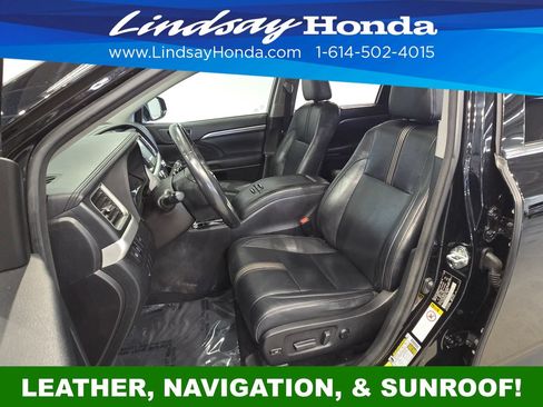 Used 2018 Toyota Highlander SE AWD/4WD image 12