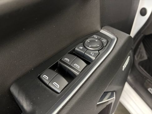 Used 2024 Chevrolet Silverado 1500 LTZ w/ LTZ Premium Package AWD/4WD image 15