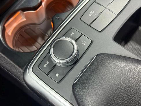 Used 2016 Mercedes-Benz GL 450 4MATIC image 34