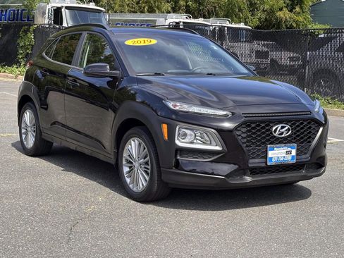 Used 2019 Hyundai Kona SEL AWD/4WD image 5