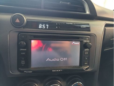 Used 2015 Scion tC image 19