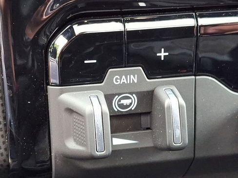 Certified 2026 RAM 1500 Limited AWD/4WD image 26